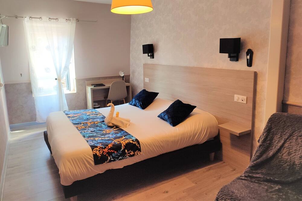 Photo of Bedroom in Beynac-et-Cazenac