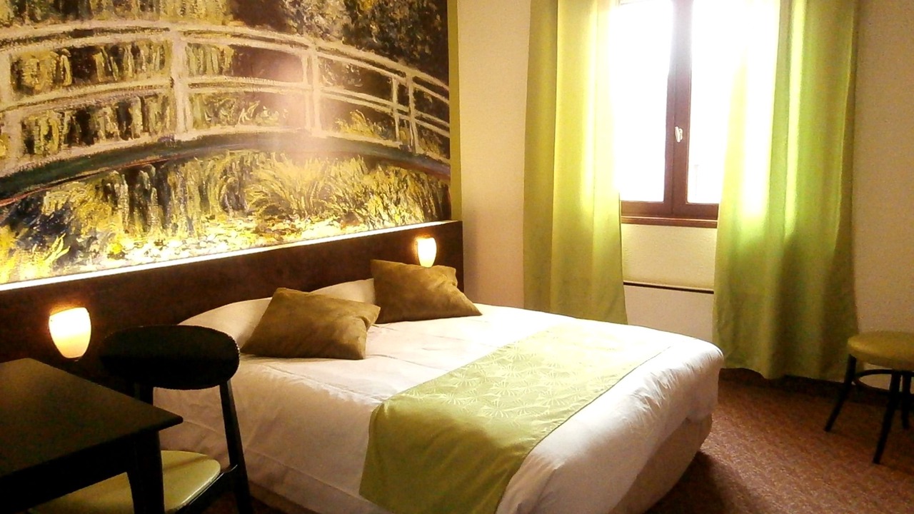 Photo of Bedroom in Digoin