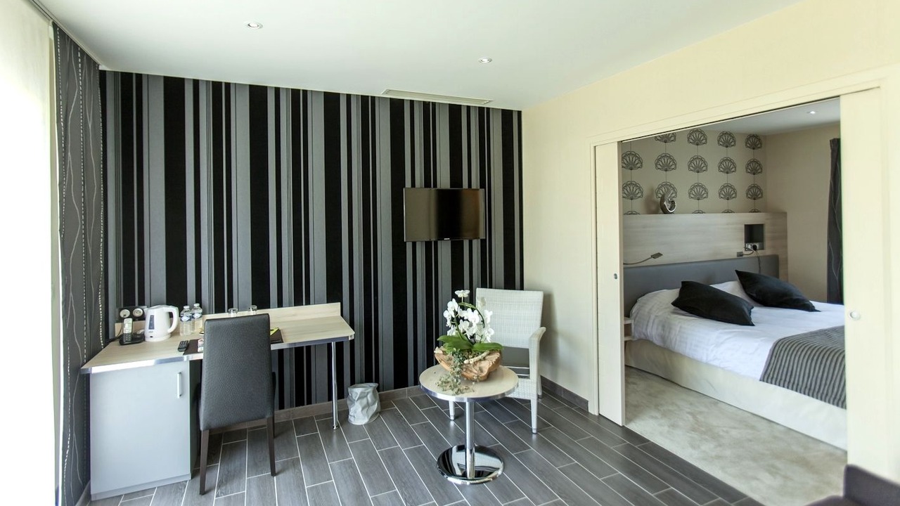 Photo of Bedroom in Doue-la-Fontaine