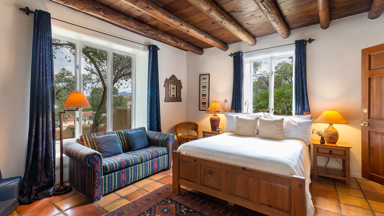 Photo of Bedroom in South Capitol