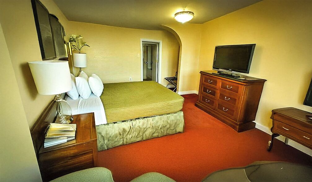 Photo of Kitchen in Outlook