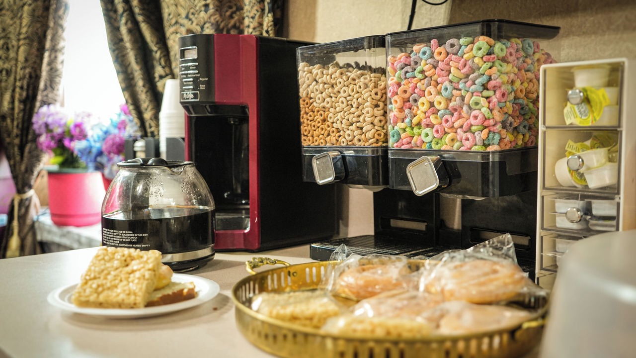 Photo of Others in Outlook