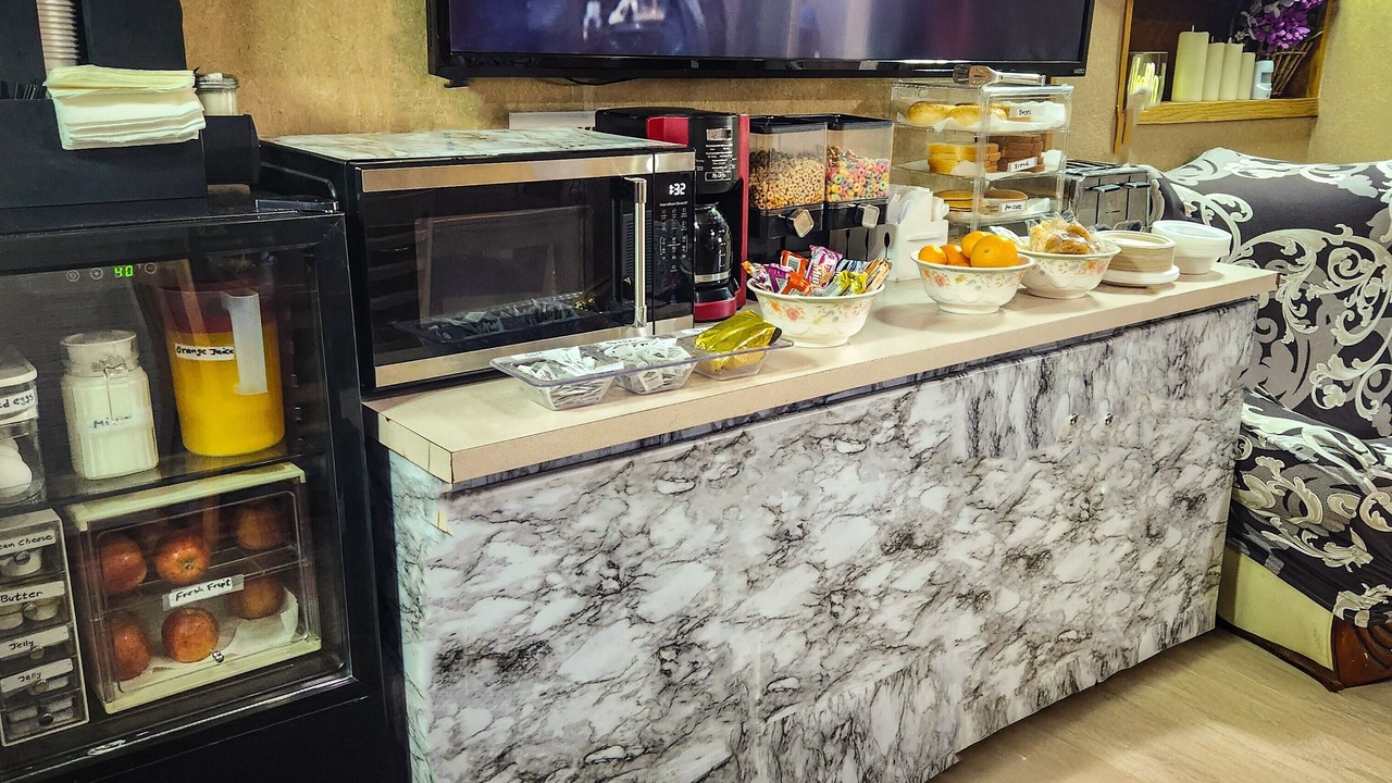 Photo of Others in Outlook