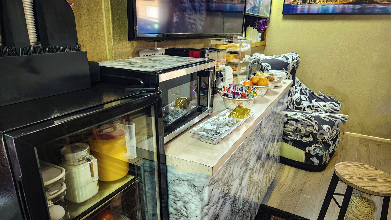 Photo of Others in Outlook