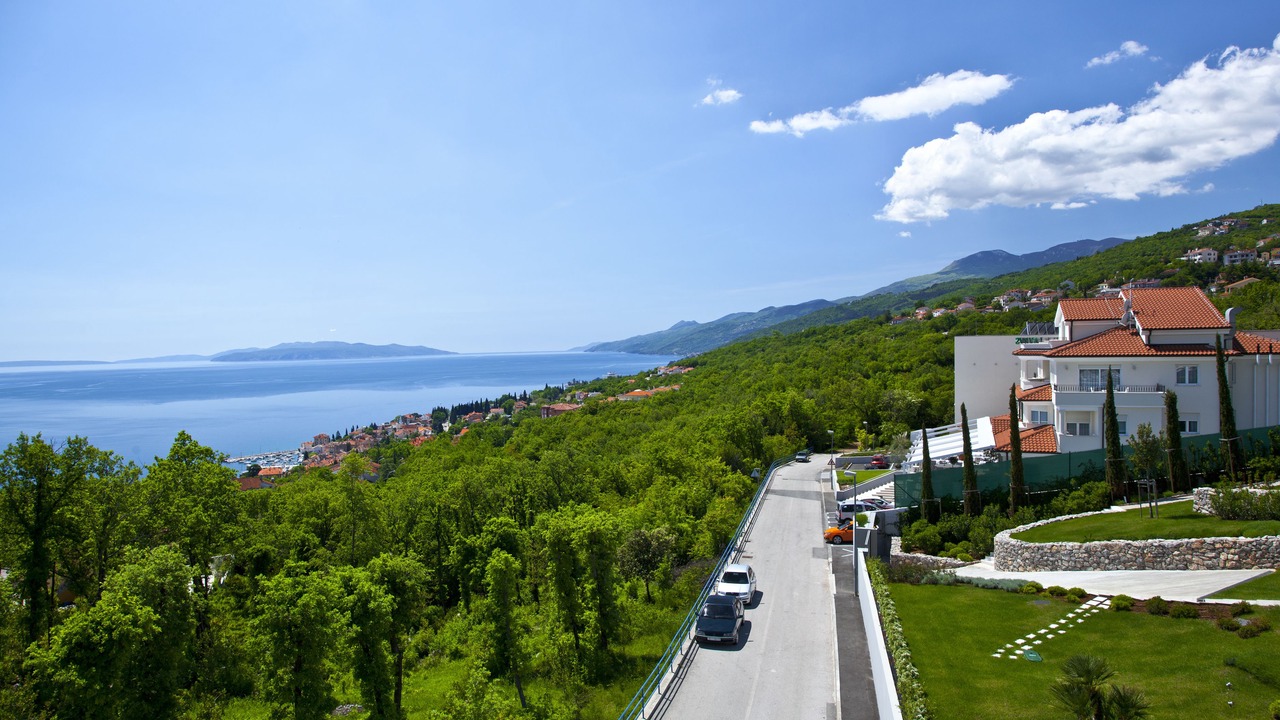 Photo of Outdoor in Pobri