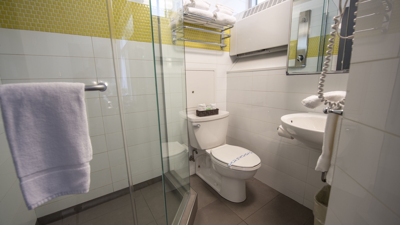 Photo of Bathroom in Cite-Universitaire