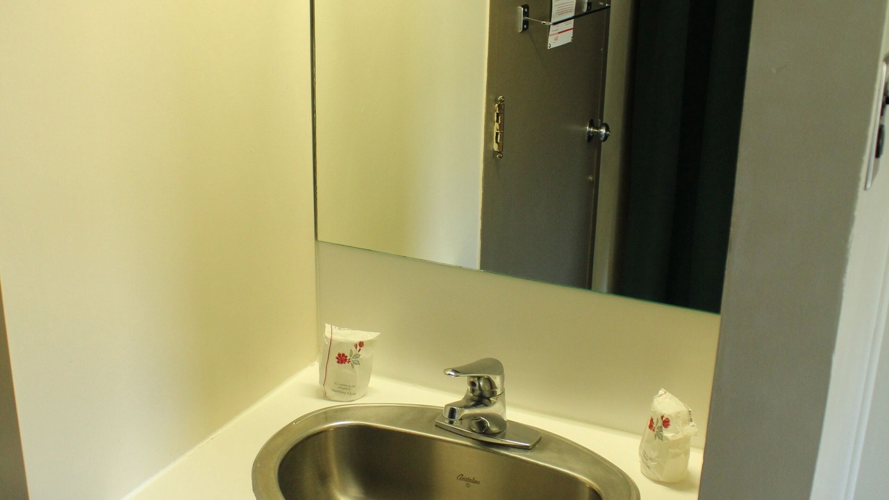 Photo of Bathroom in Cite-Universitaire