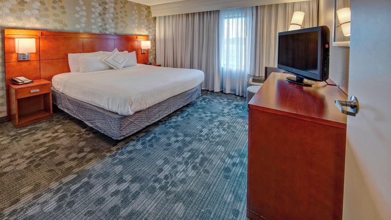 Photo of Bedroom in Alexandria