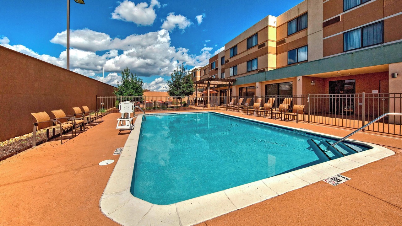 Photo of Outdoor in Alexandria