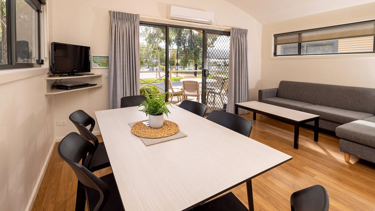 Photo of Bedroom in Deniliquin