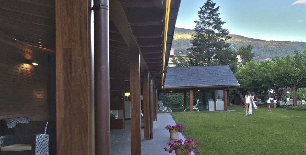 Photo of Outdoor in Sort