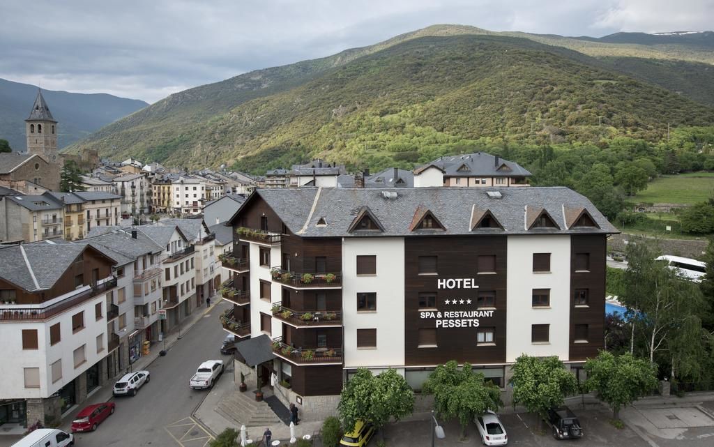 Photo of Outdoor in Sort