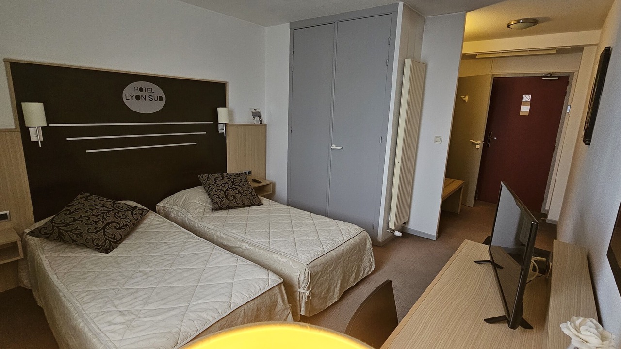 Photo of Bedroom in Pierre-Benite