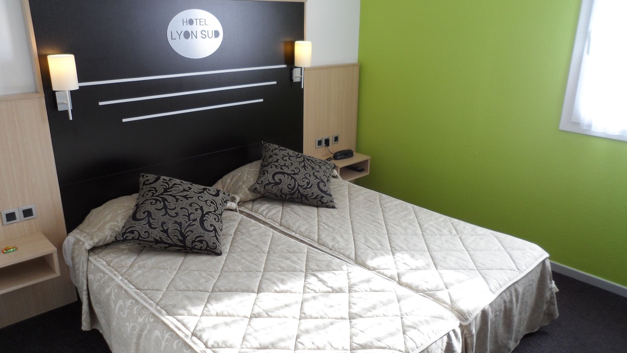 Photo of Bedroom in Pierre-Benite