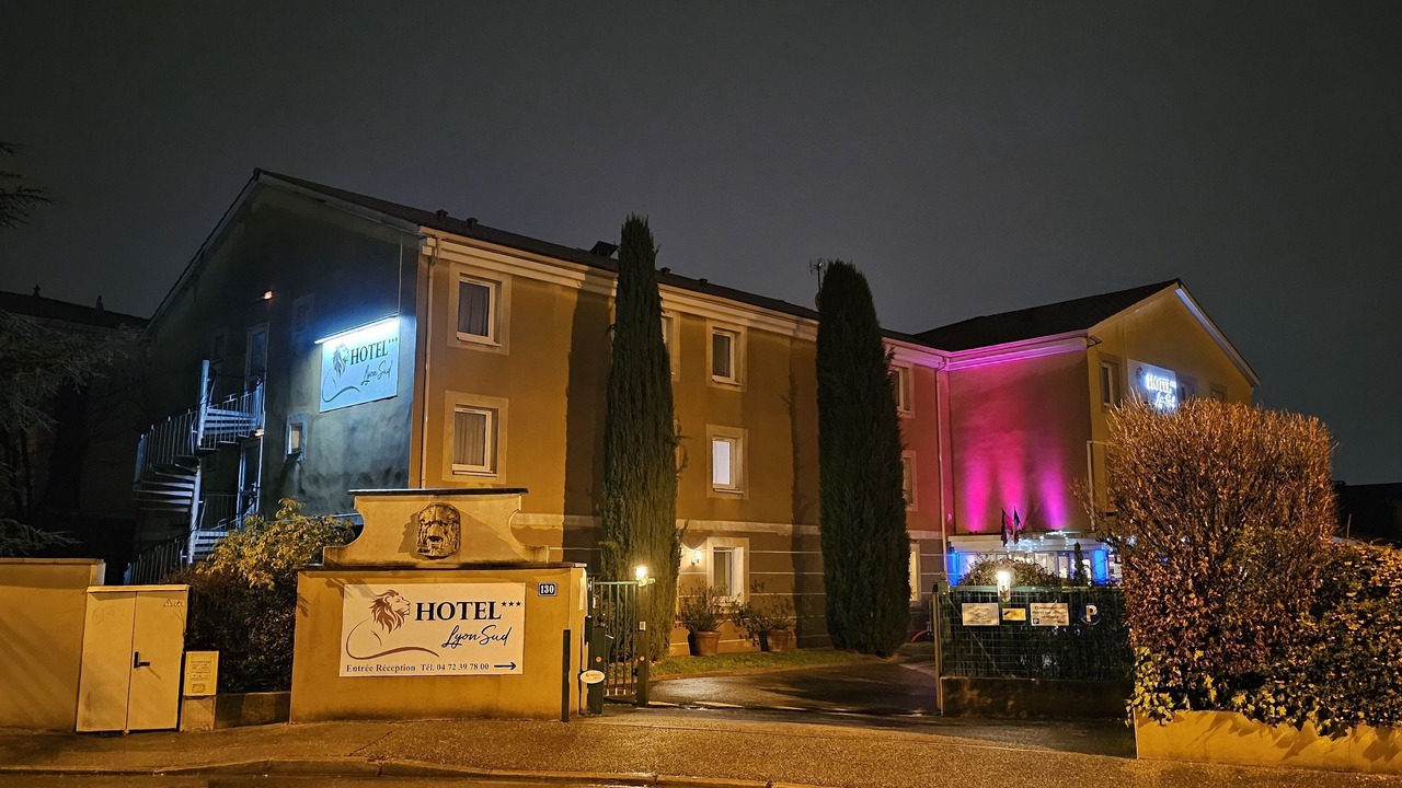 Photo of Buildings in Pierre-Benite