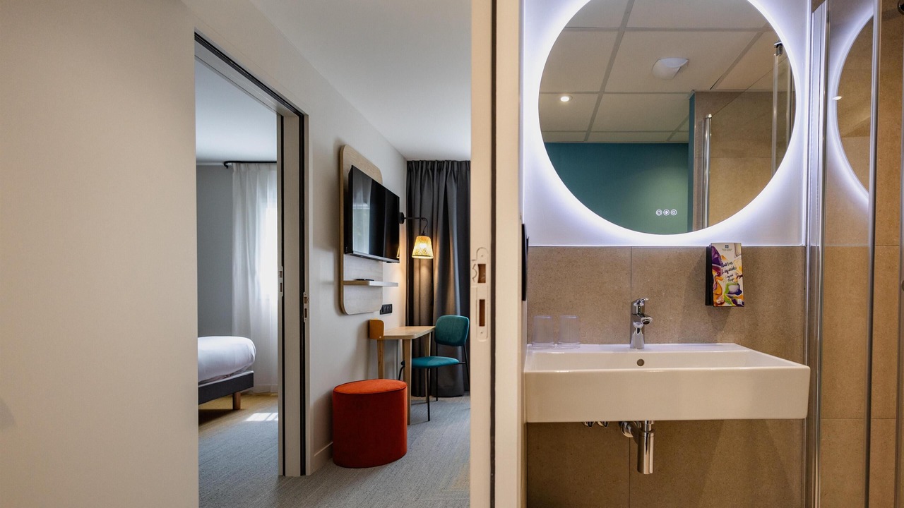 Photo of Bathroom in Saint-Herblain