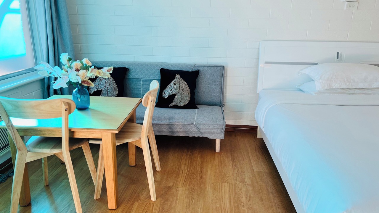 Photo of Others in Mont Albert