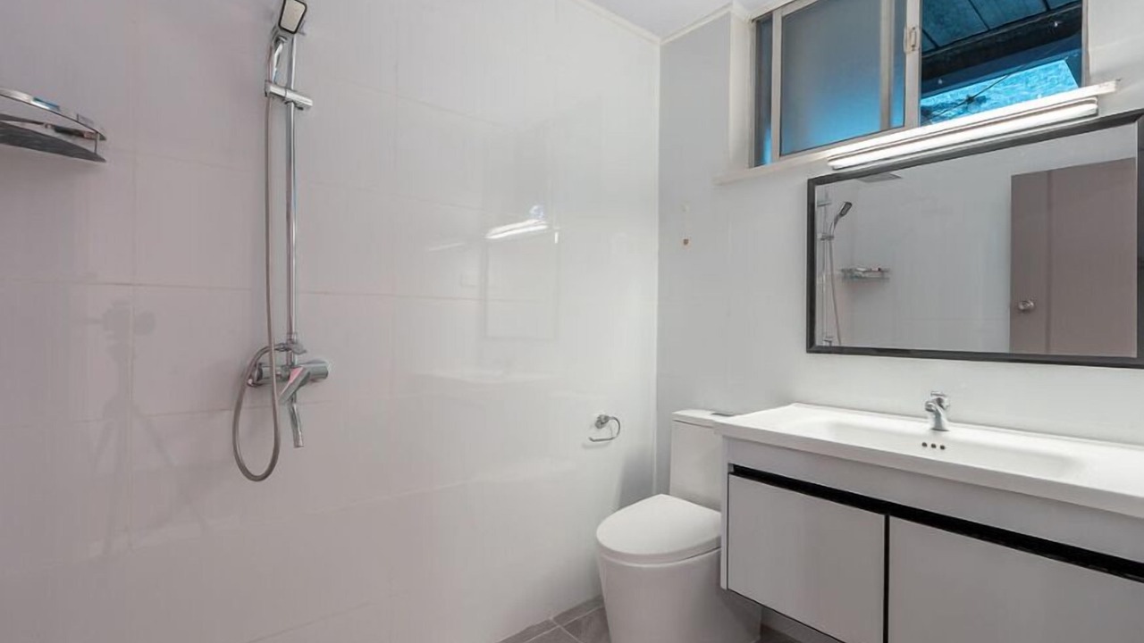 Photo of Bathroom in Mont Albert