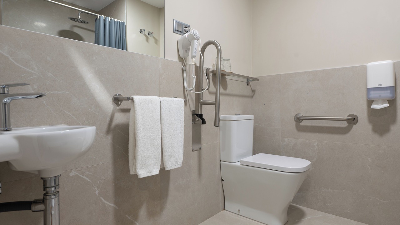 Photo of Bathroom in Broto