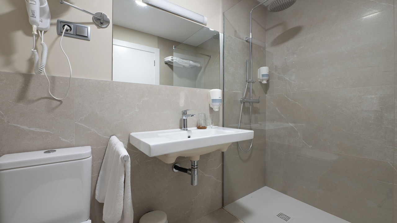 Photo of Bathroom in Broto