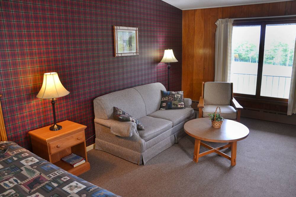 Photo of Bedroom in Harbor Springs