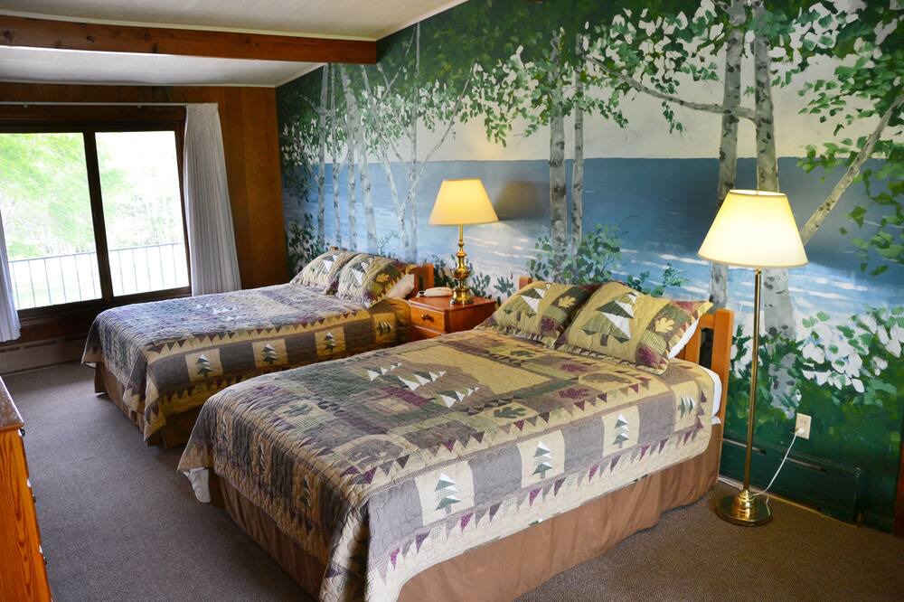 Photo of Bedroom in Harbor Springs