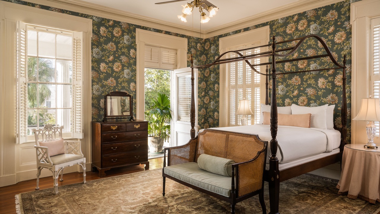 Photo of Livingroom in Charleston Historic District