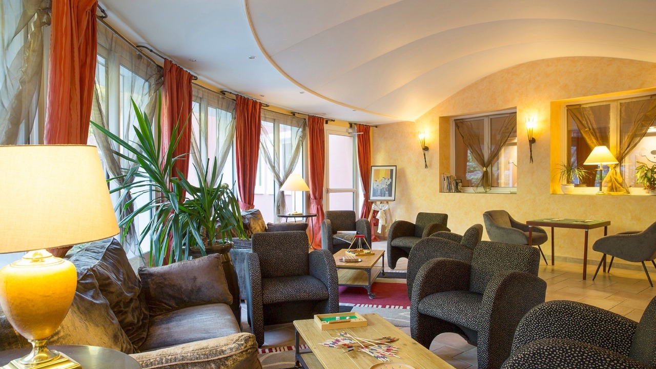 Photo of Others in Passenans