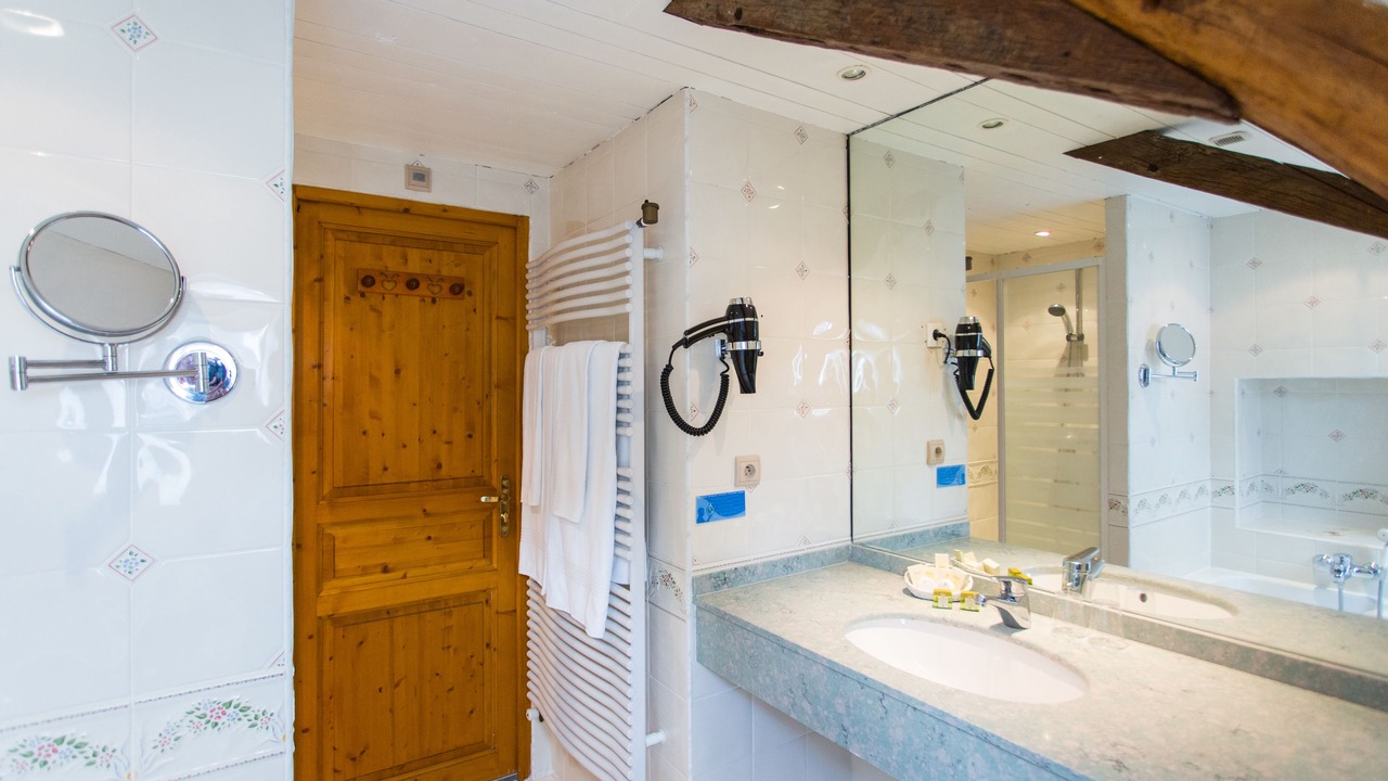 Photo of Others in Semblancay