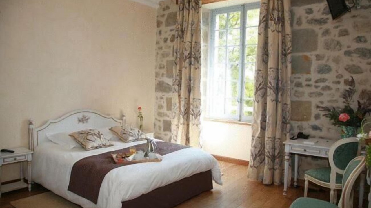 Photo of Others in Salzuit