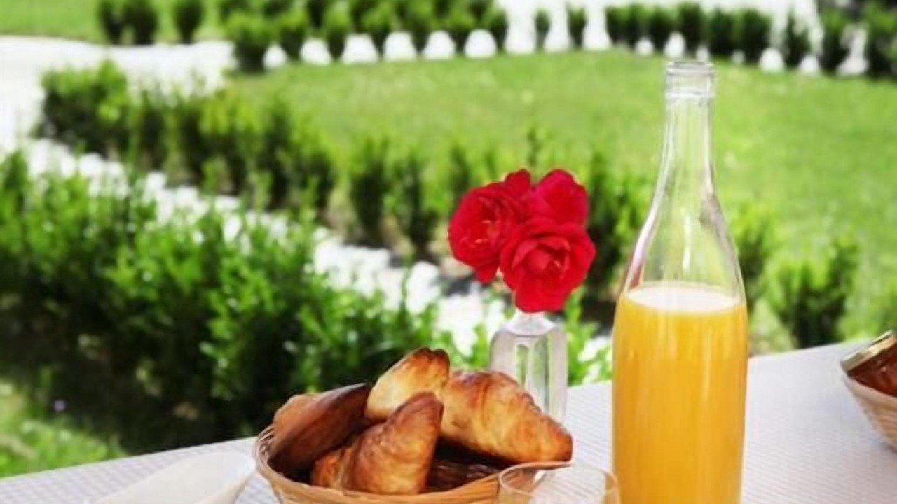 Photo of Others in Salzuit