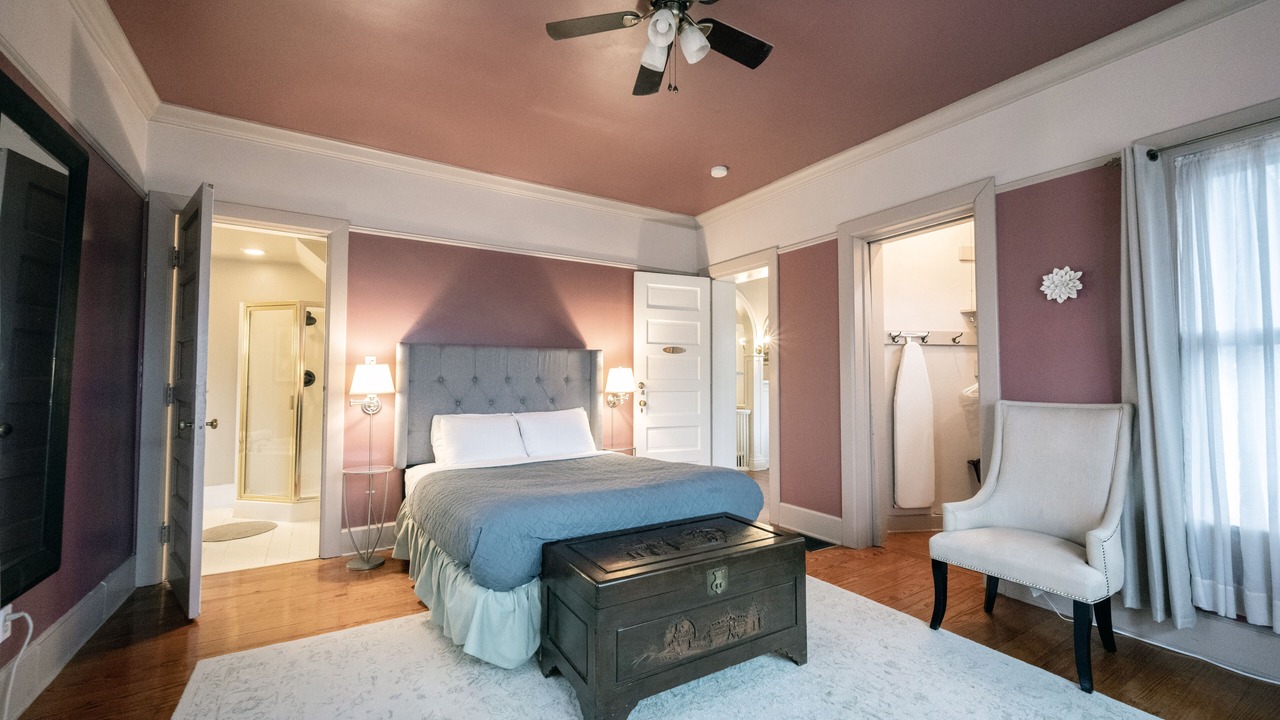 Photo of Bedroom in Old Northside