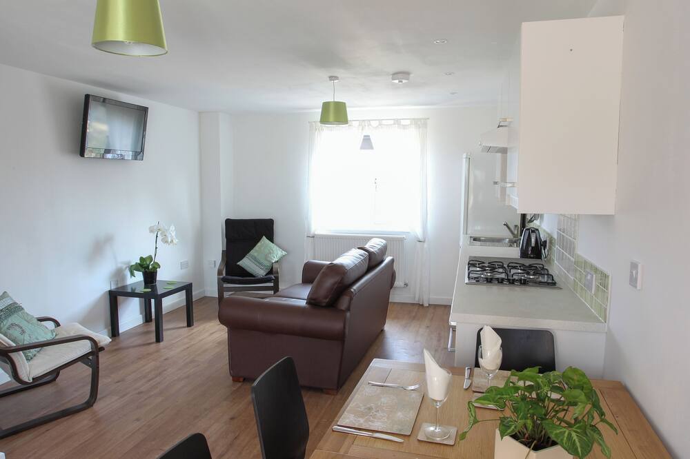 Photo of Bedroom in Yardley Gobion