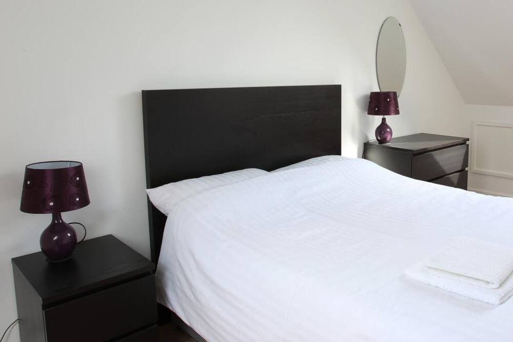 Photo of Bedroom in Yardley Gobion