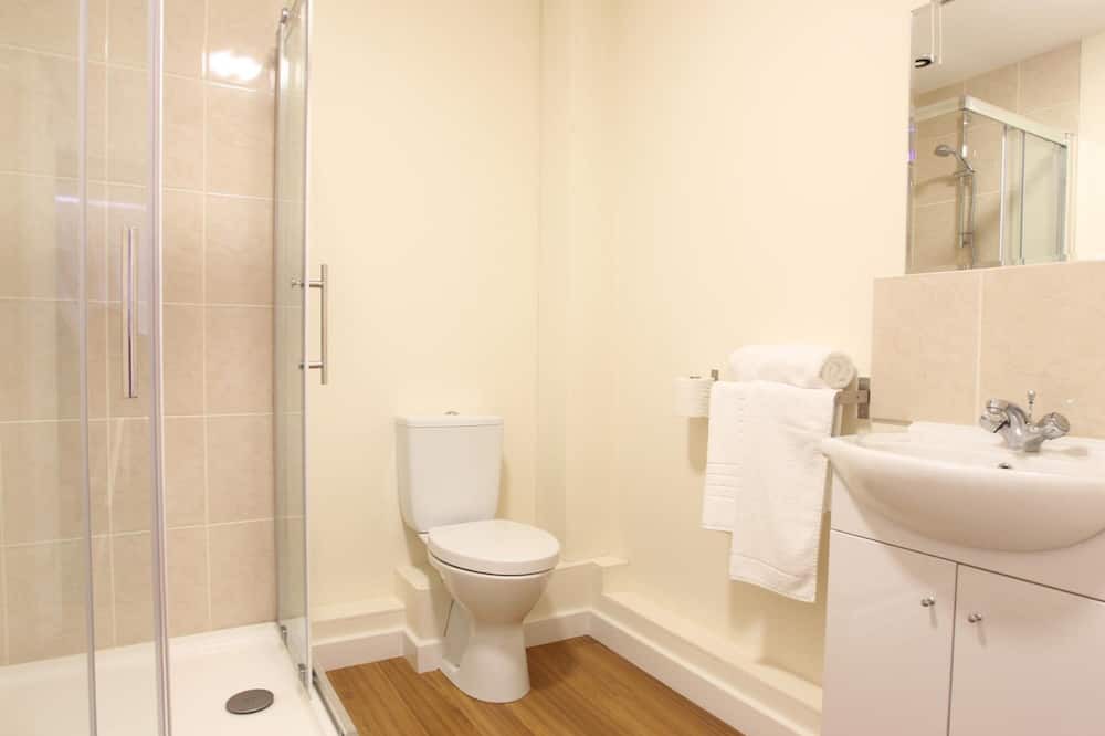 Photo of Bathroom in Yardley Gobion