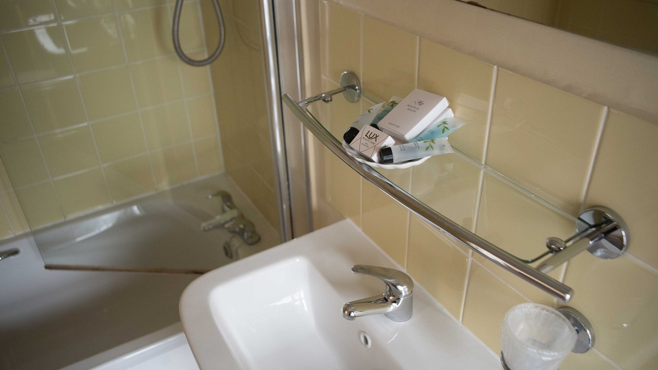 Photo of Bathroom in Findon