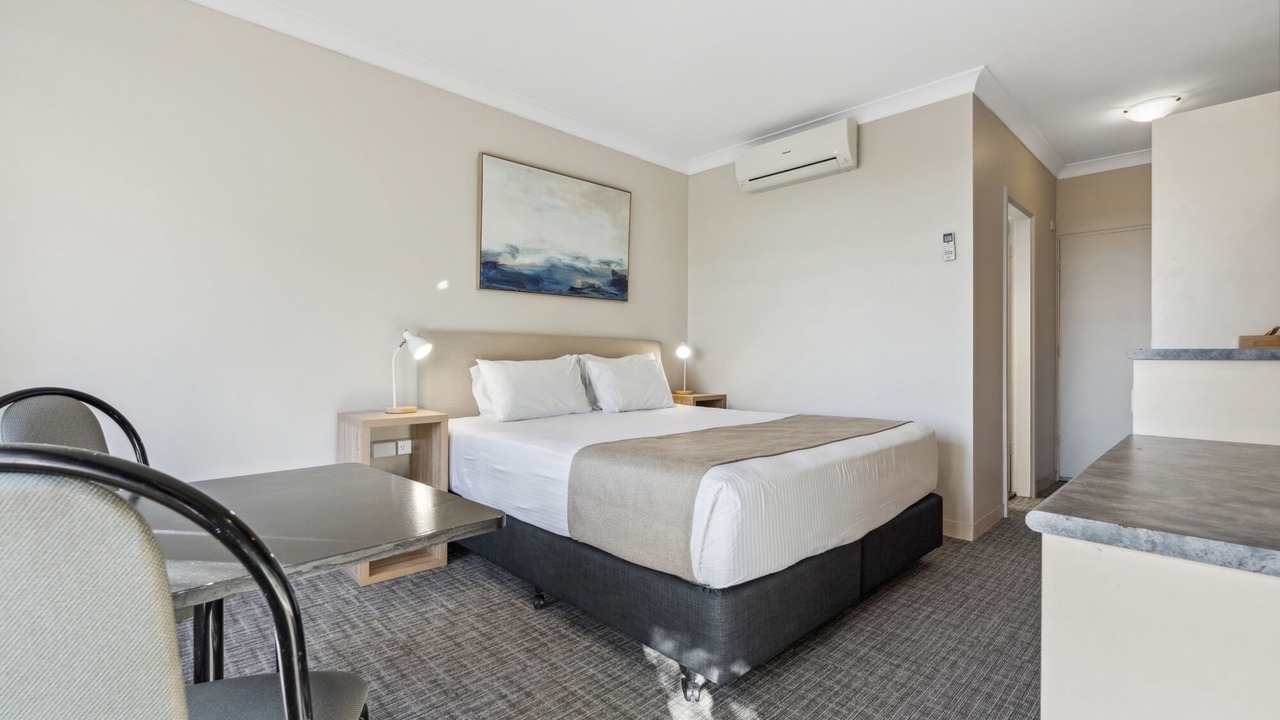 Photo of Bedroom in Glenelg