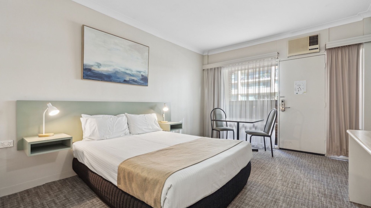 Photo of Bedroom in Glenelg