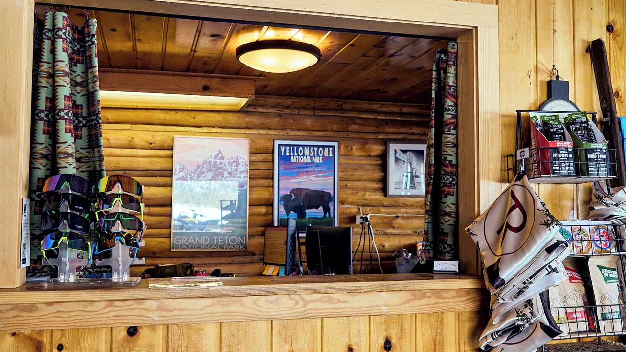 Photo of Others in Moran