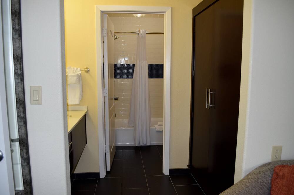 Photo of Bathroom in The Fountains