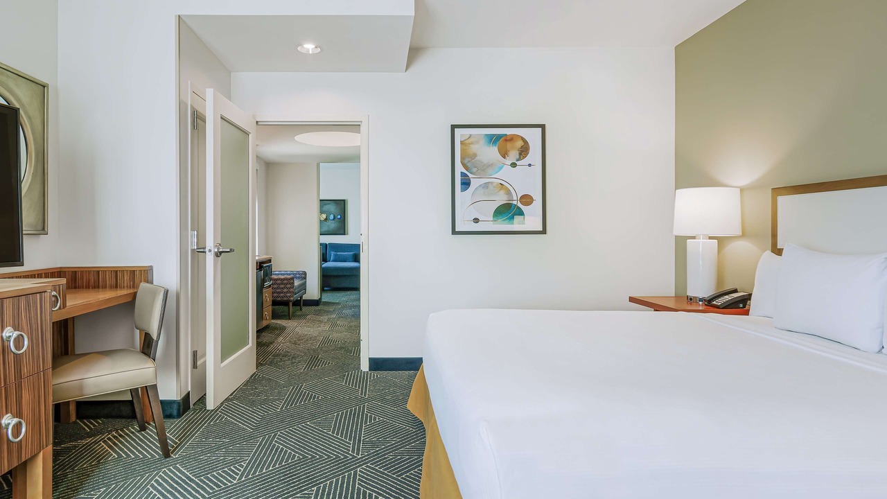Photo of Bedroom in Houston Convention District