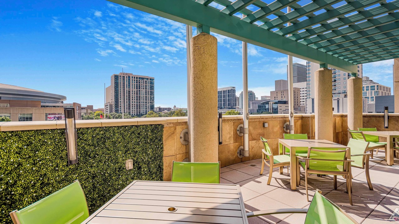 Photo of Patio Balcony in Houston Convention District