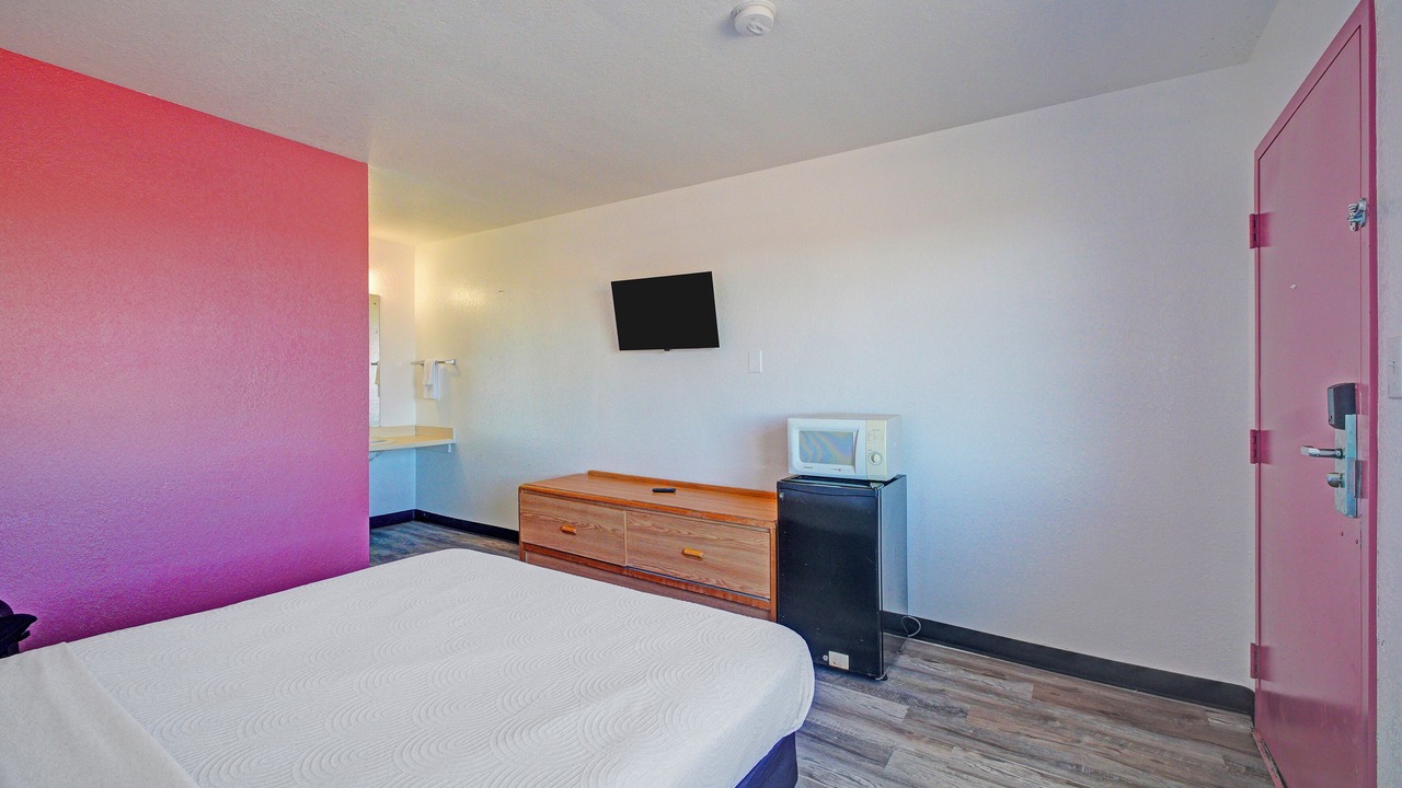 Photo of Bedroom in Lordsburg