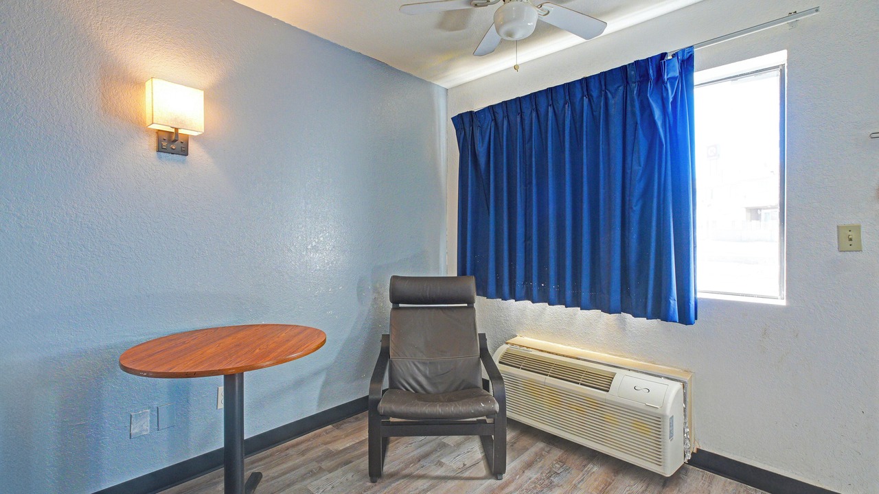 Photo of Bedroom in Lordsburg