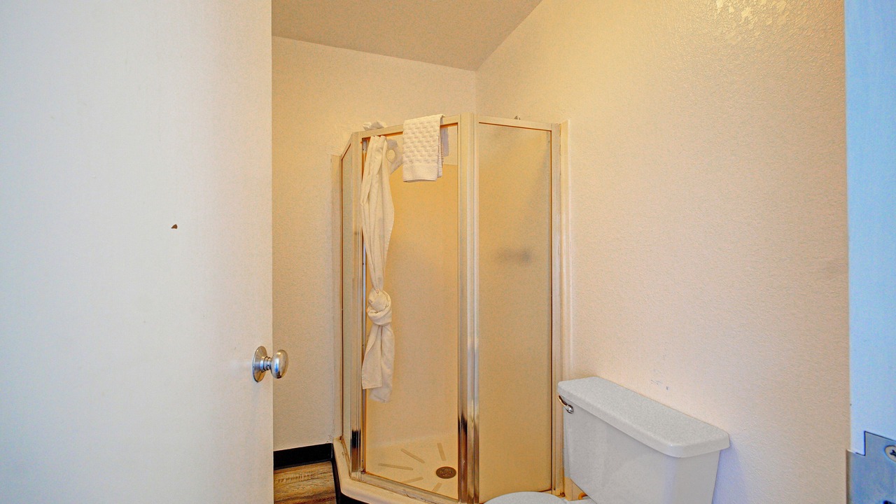 Photo of Bathroom in Lordsburg