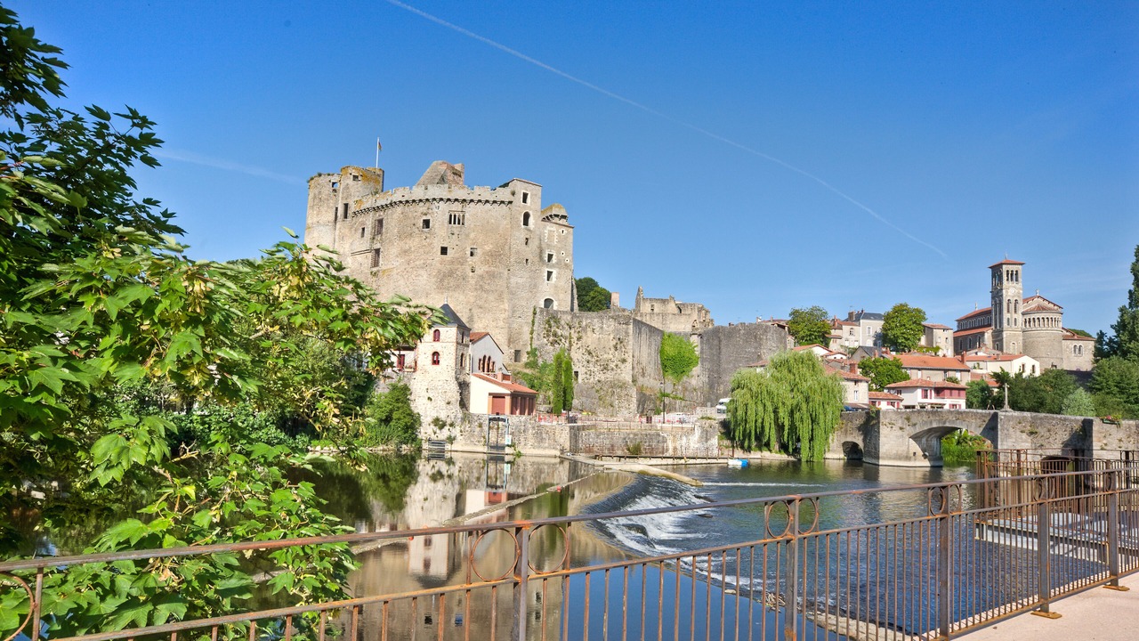 Photo of Bedroom in Clisson