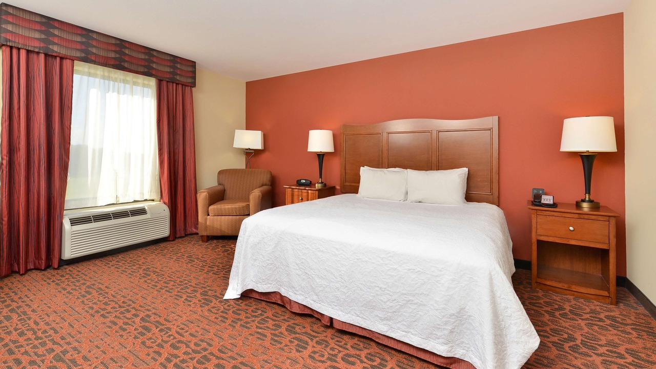 Photo of Bedroom in Muscatine