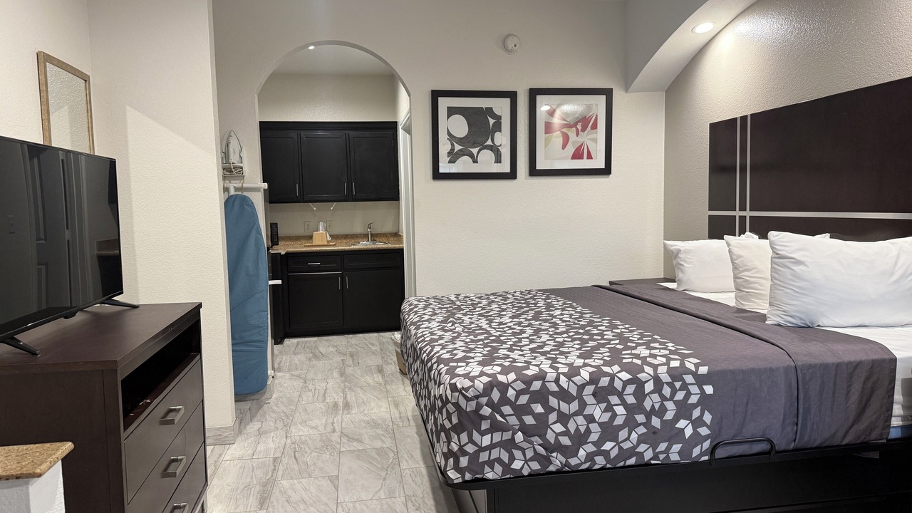 Photo of Bedroom in Baytown