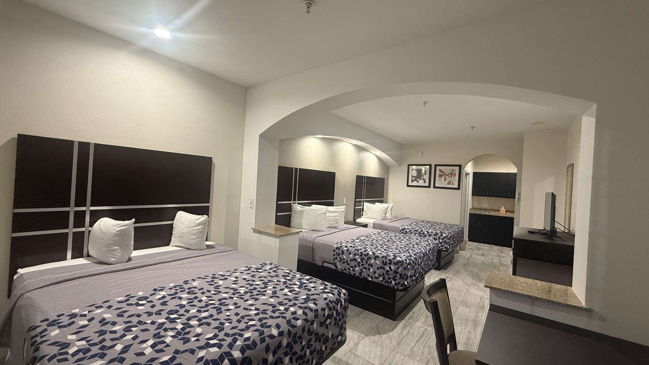 Photo of Bedroom in Baytown