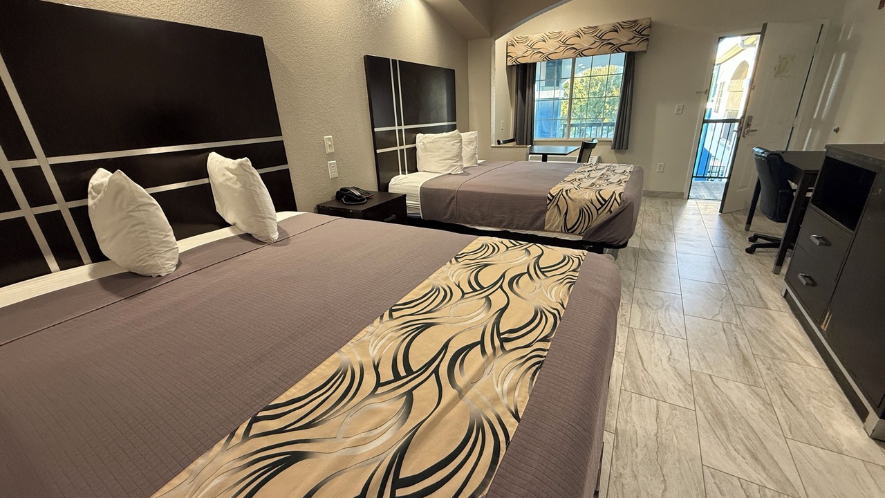 Photo of Bedroom in Baytown